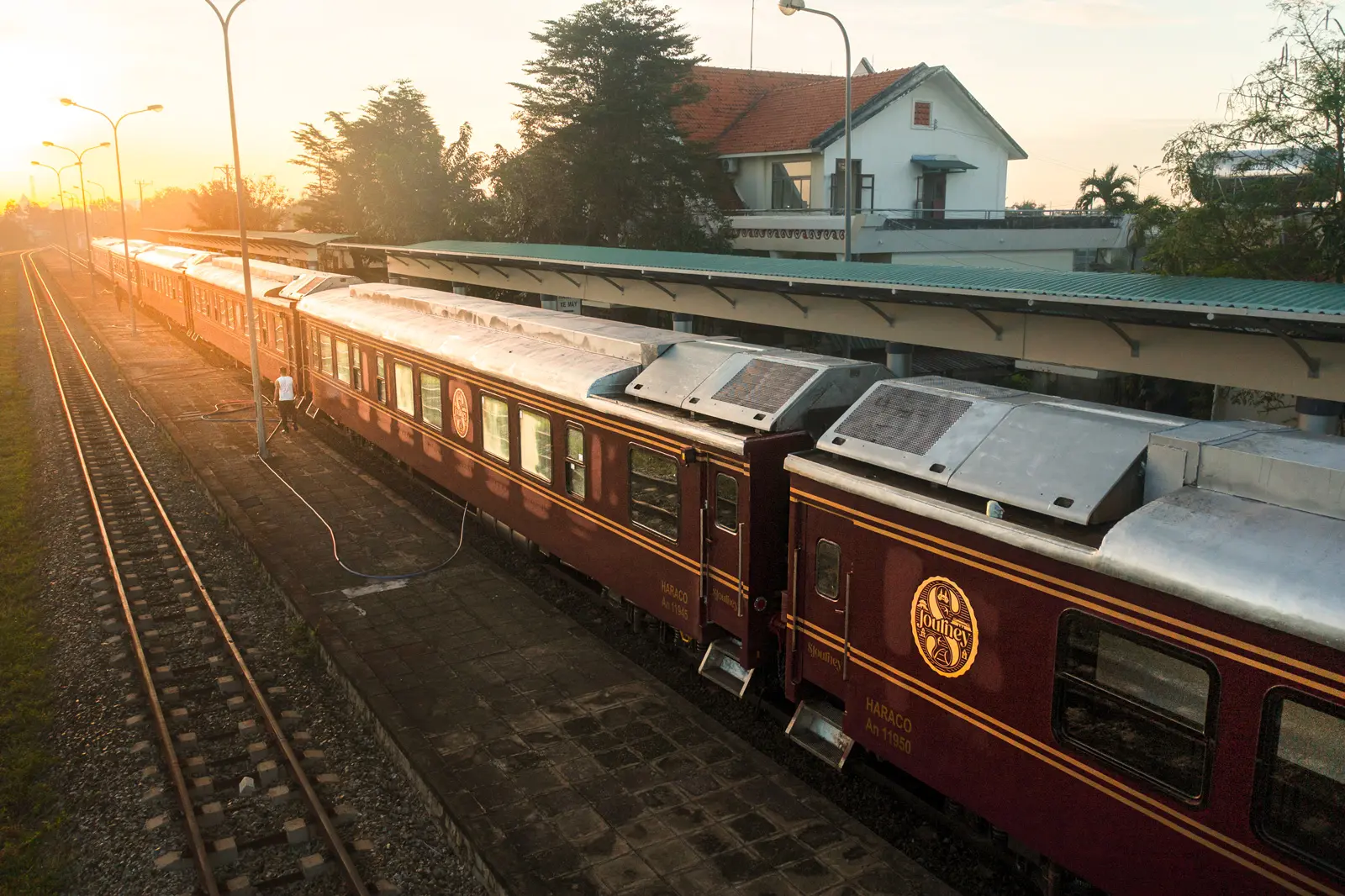 Vietnam Luxury Train - The Ultimate Experience For All Tourists 2 Vietnam Luxury Train Sjourney