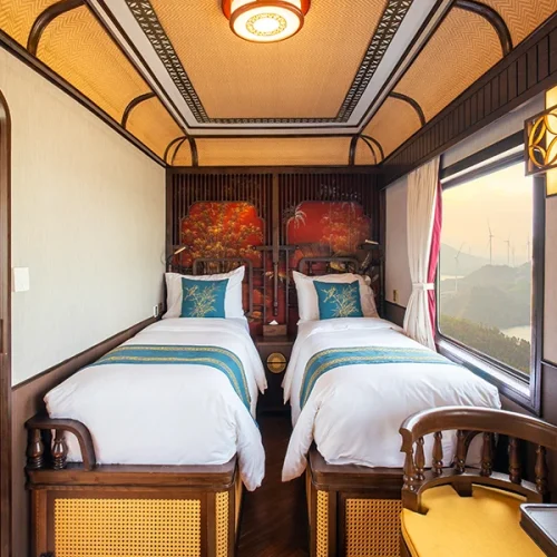 The Train 13 sjourney-twin-cabin-01