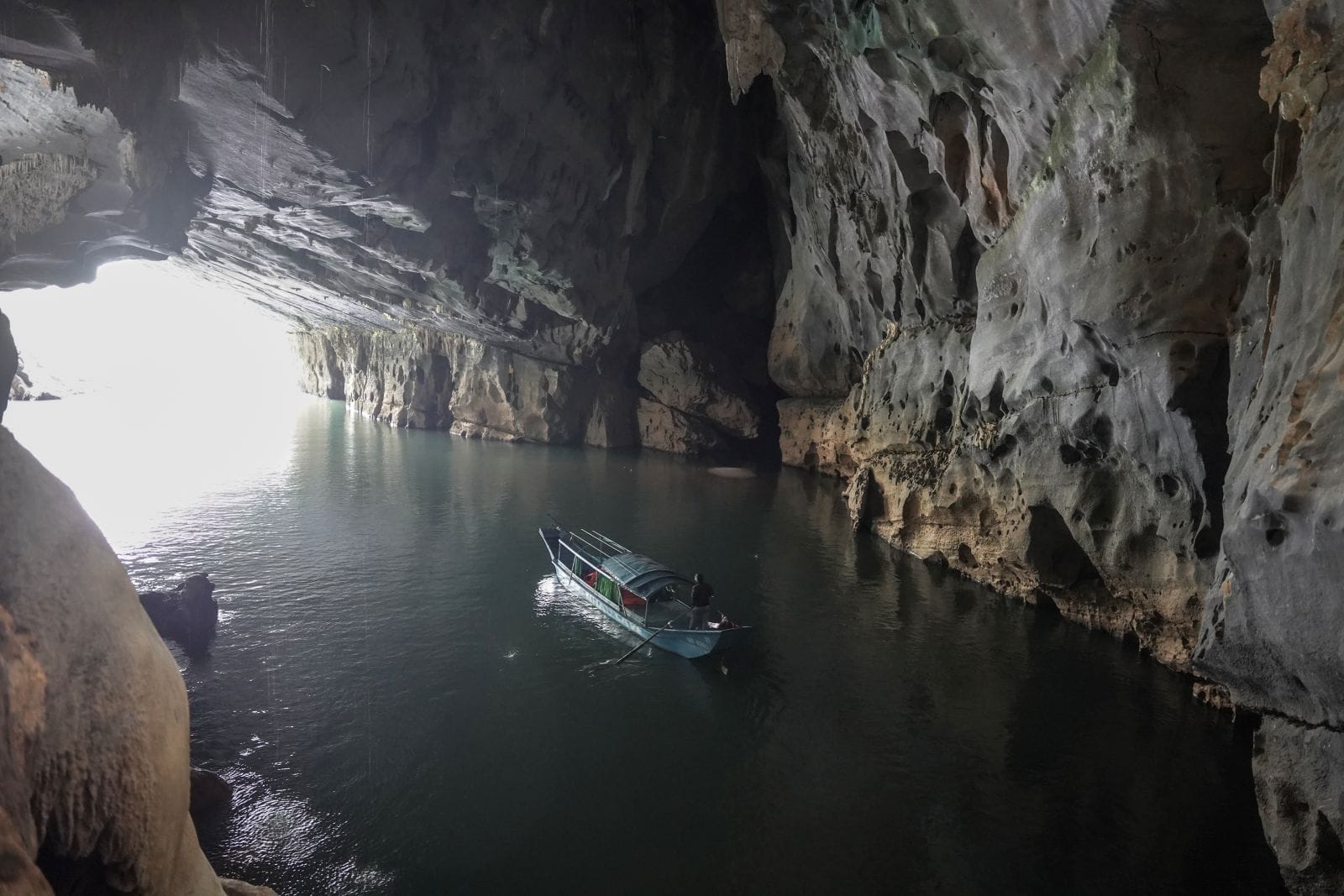 UNESCO Heritage Sites Along the SJourney Route 4 Quang Binh Into the Heart of Vietnam’s Natural Wonders
