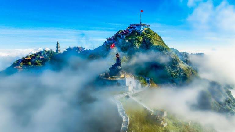 Vietnam: Asia's Hidden Gem for Luxury Train Holidays 7 Day 2 Sapa – Where Mountains Touch the Clouds