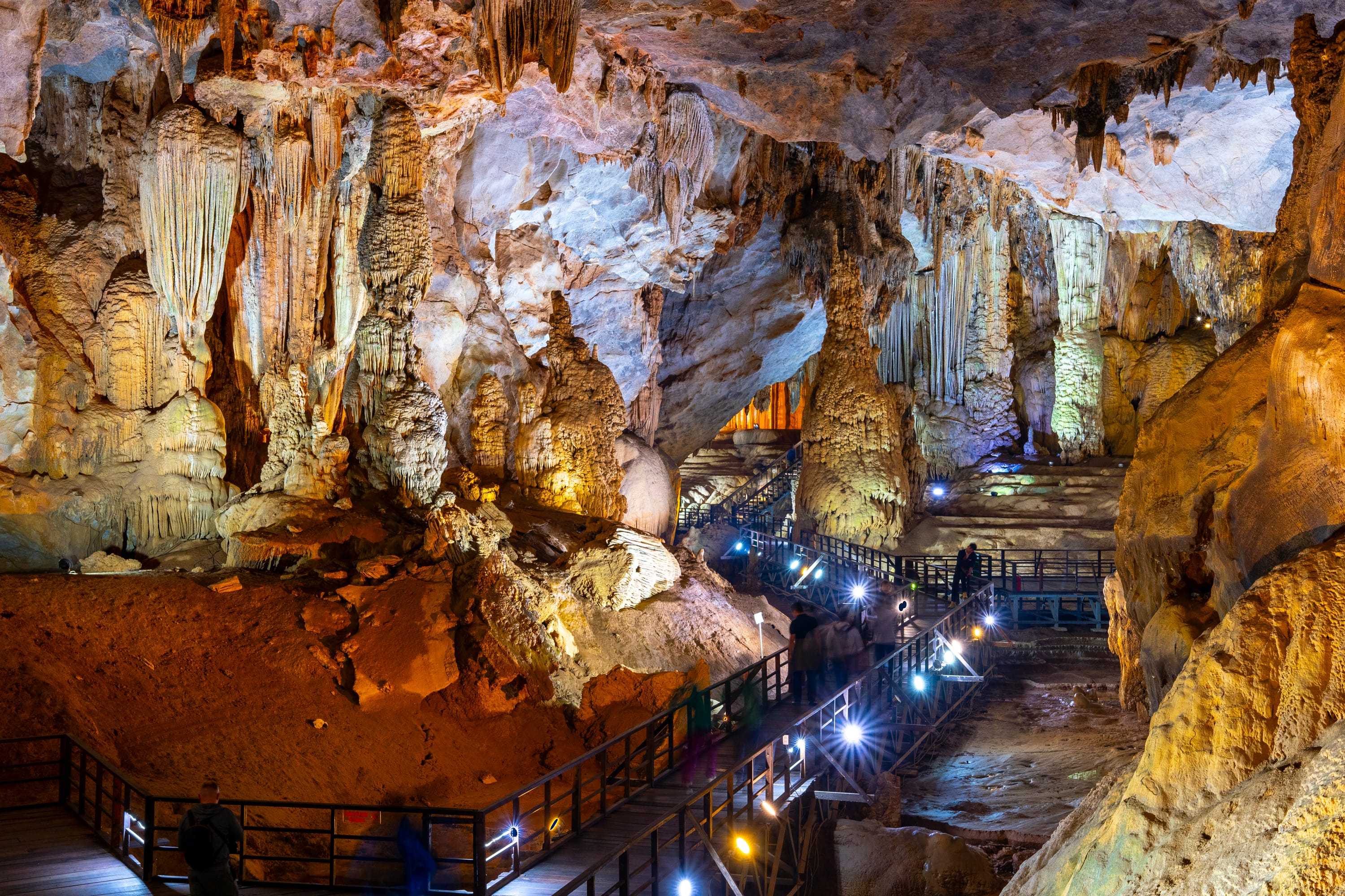 Visit phong nha caves quang binh 