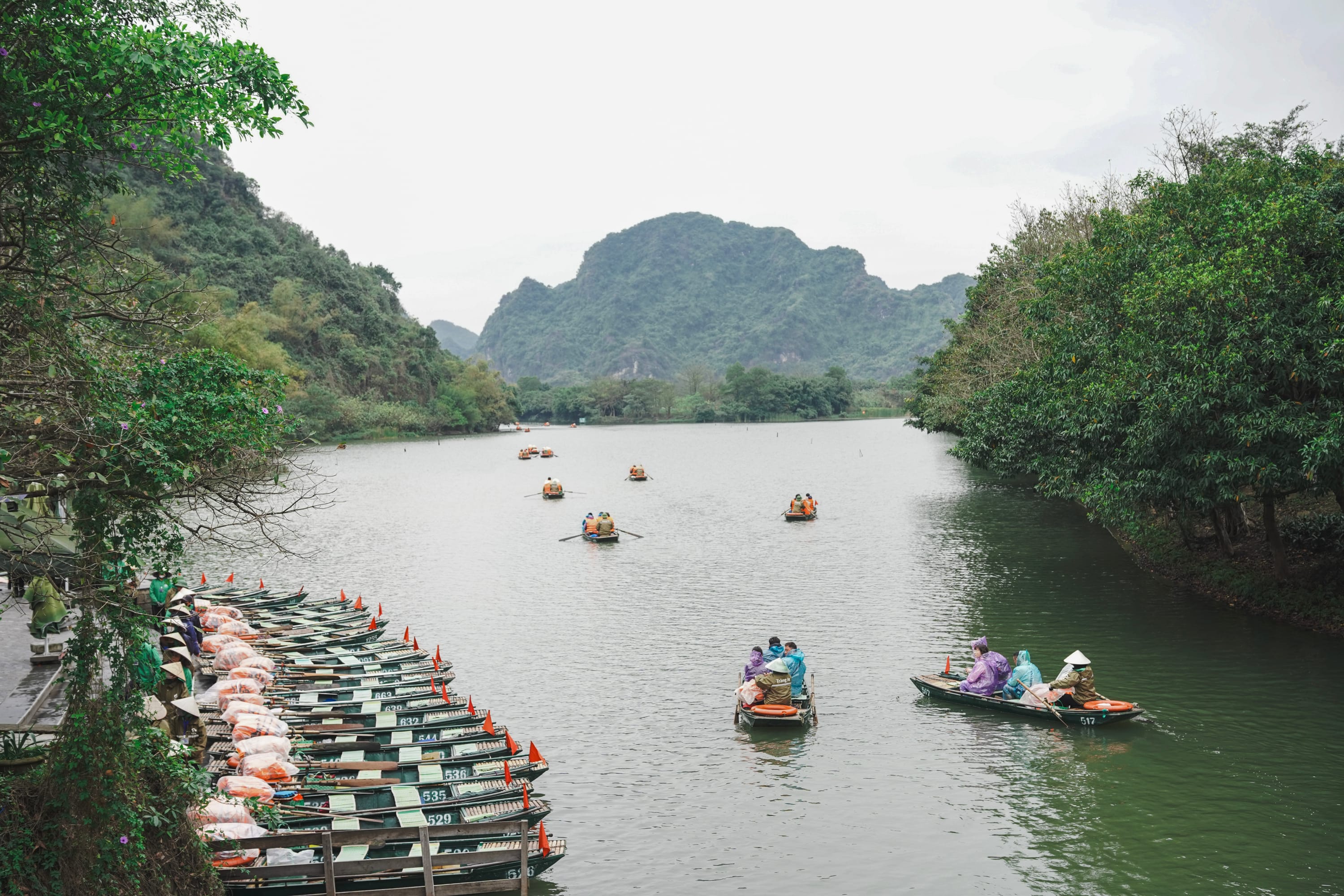 Sjourney Luxury Train hanoi to ninh binh