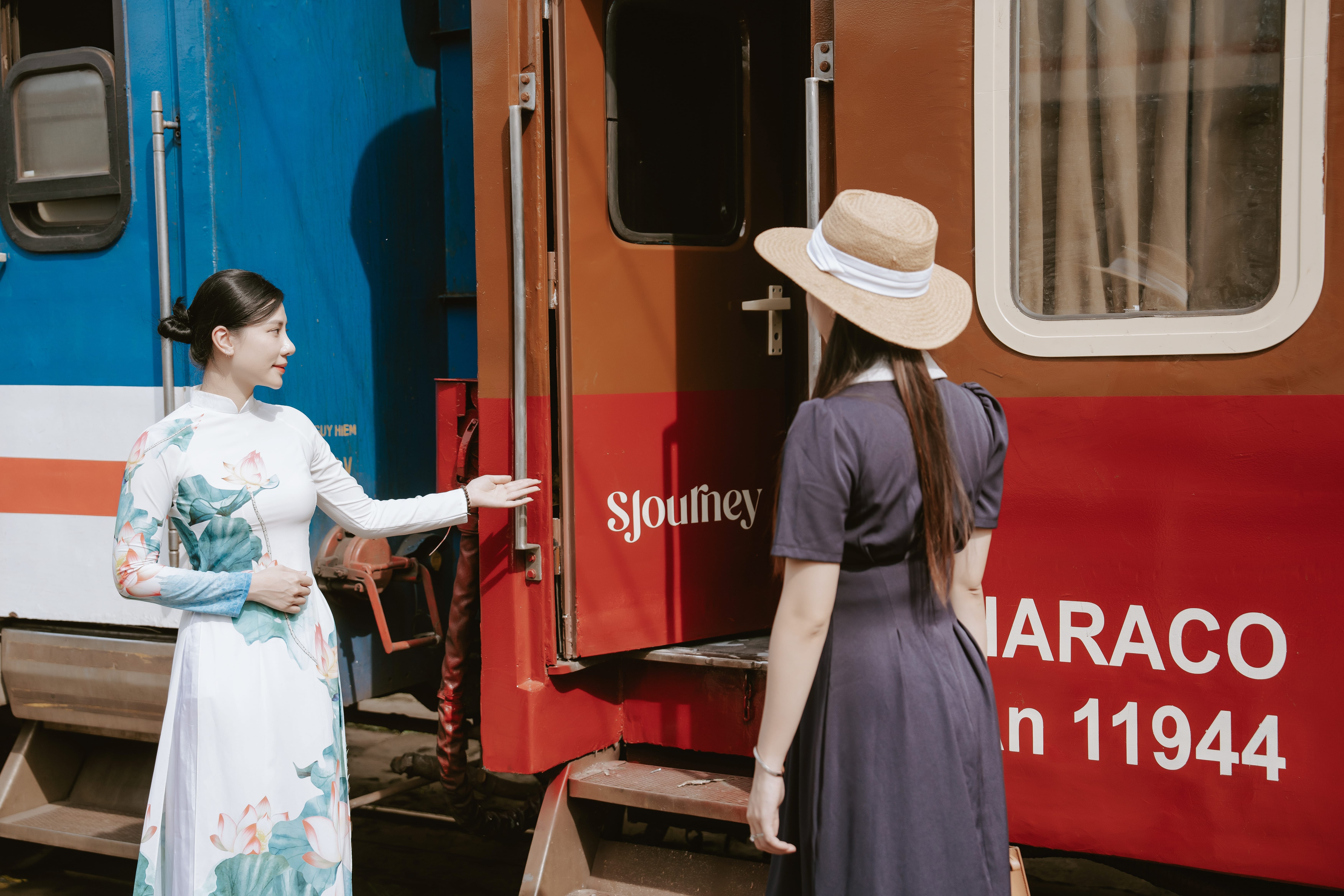 Vietnam: Asia's Hidden Gem for Luxury Train Holidays 16 DUY00960