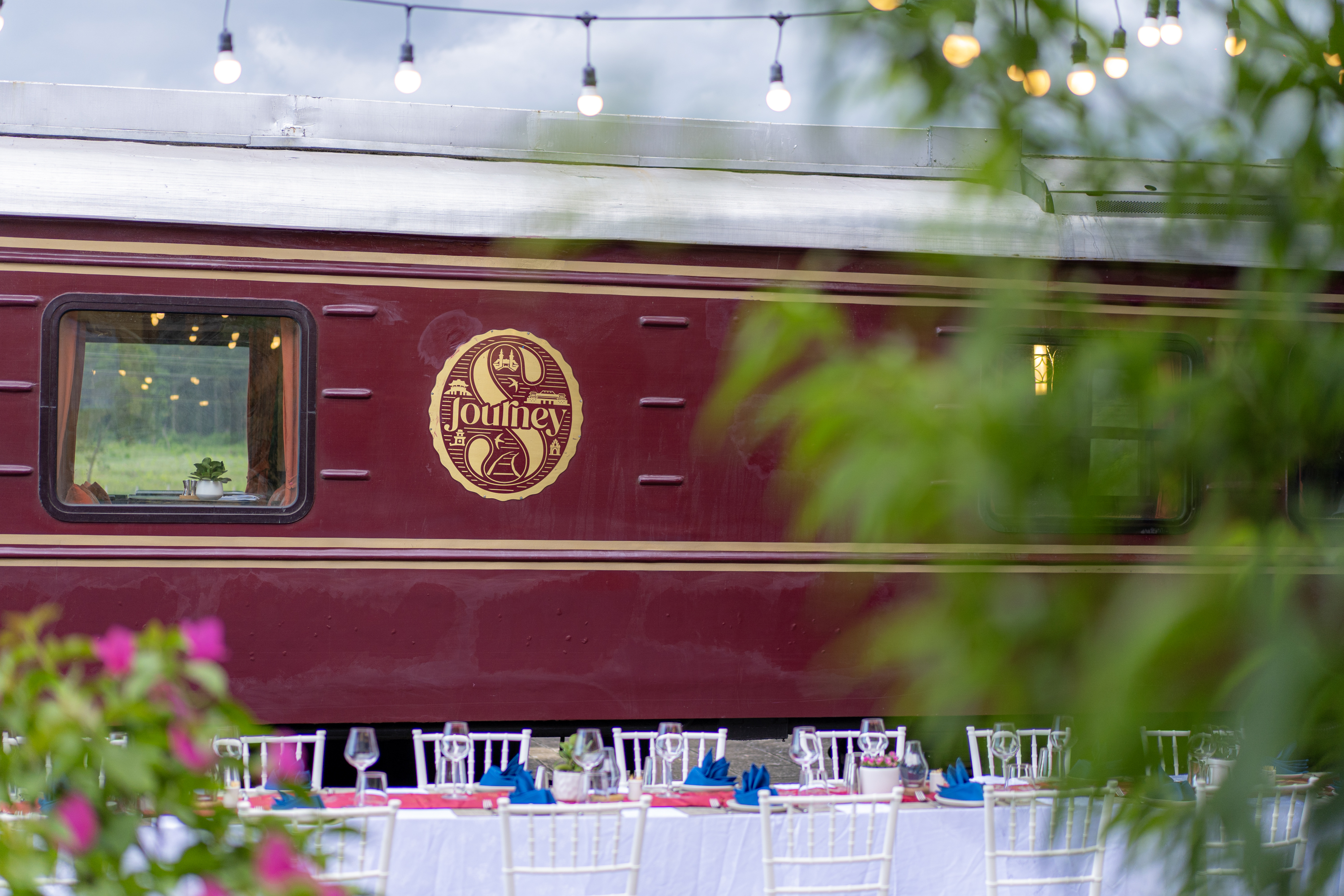 private train booking with sjourney