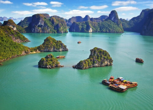 Train Hanoi Ha Long – A Luxury Rail Journey from Fansipan to Halong Bay by Sjourney 32 Train Hanoi Ha Long – A Luxury Rail Journey from Fansipan to Halong Bay by Sjourney