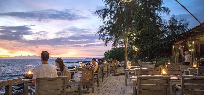 beachside-honeymoon-dinner-in-phu-quoc-vietnam
