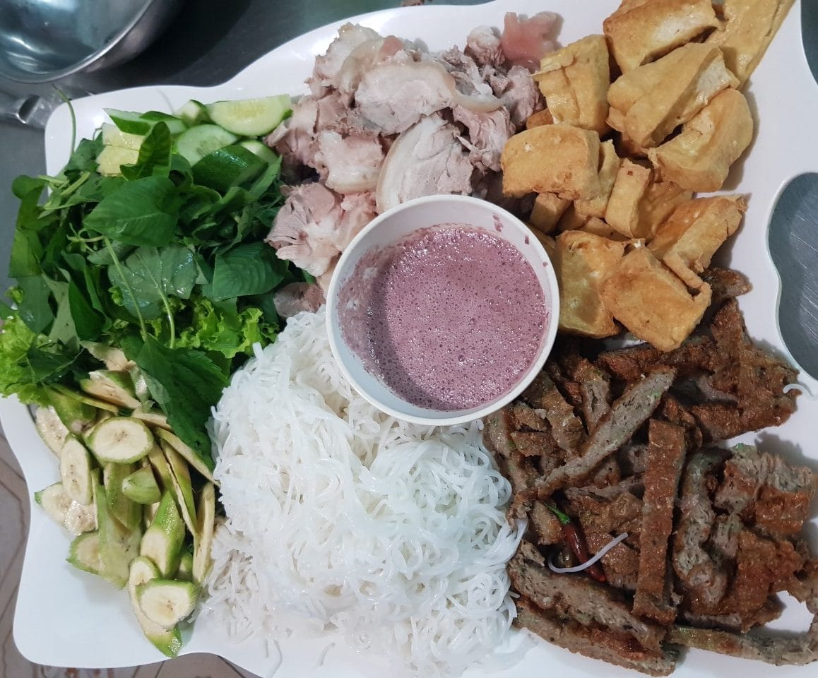 What Are Some Popular Dishes In Vietnam? Our Top 15 9 bun dau mam tom popular dishes in vietnam e1721749846522