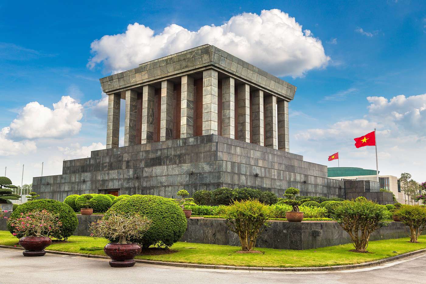 Ho Chi Minh Mausoleum: Do not miss out the greatest historical destination in Vietnam 2 ho-chi-minh-mausoleum