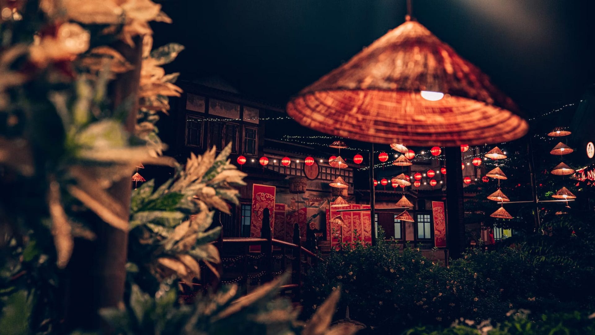 Vietnam Luxury Holiday: Guides for the Best Luxurious Adventure 1 vietnam-luxury-holiday-hoi-an